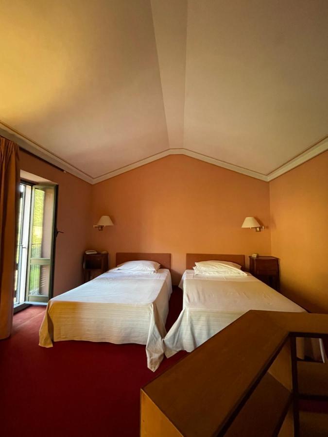 Hotel Gattapone Spoleto Exteriör bild