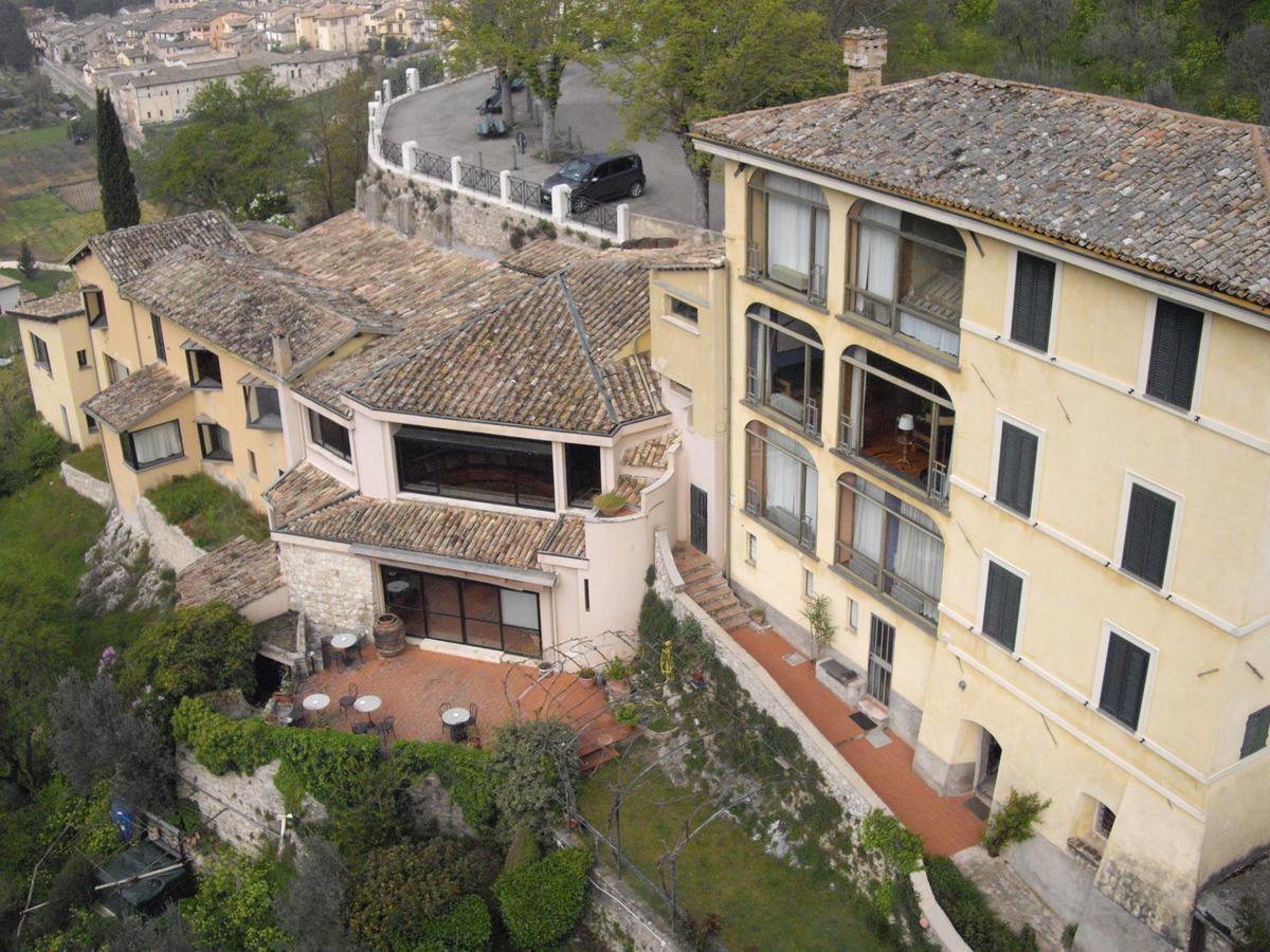 Hotel Gattapone Spoleto Exteriör bild